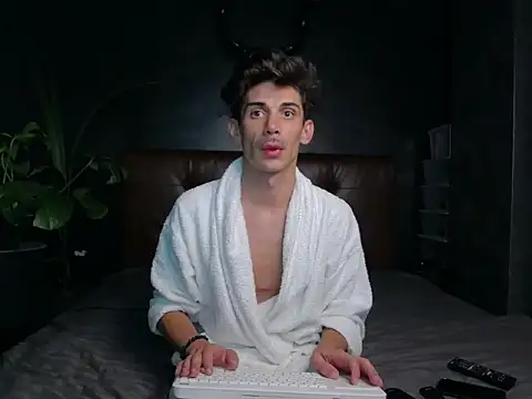 DanielCrush1 online show from September 27, 9:45 pm