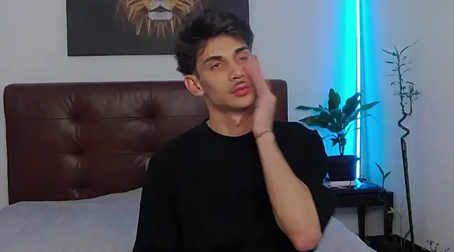 DanielCrush1 online show from March 16, 1:17 pm