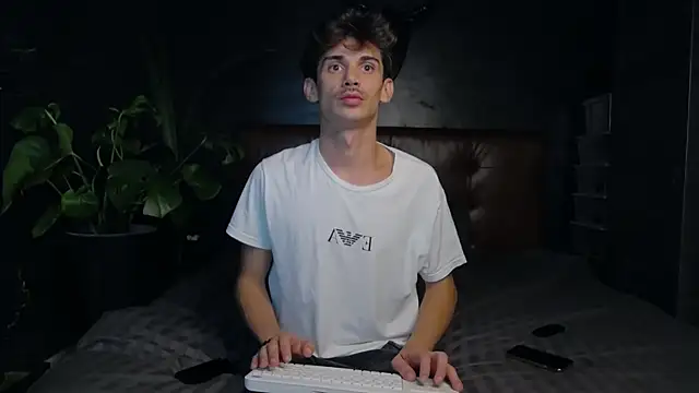 DanielCrush1 online show from September 28, 9:46 pm