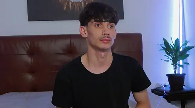 DanielCrush1 online show from February 14, 4:31 pm