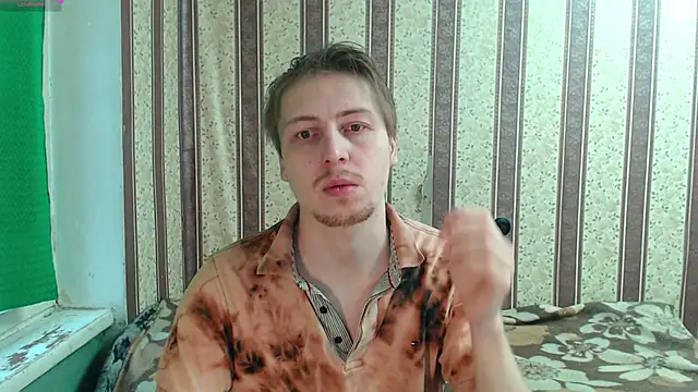 darienlarge online show from November 29, 7:43 am