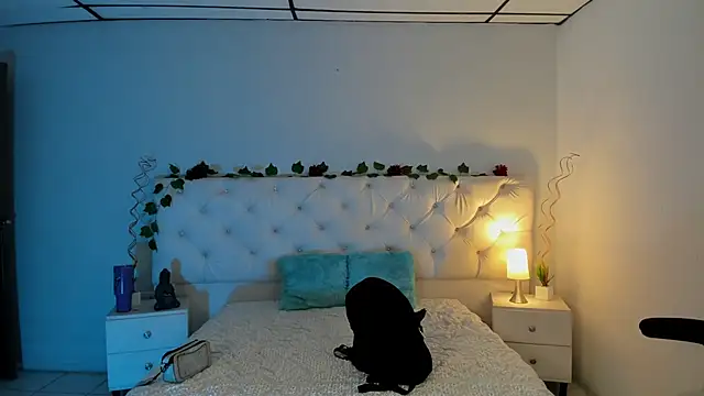 Aron cruz online show from February 5, 2:05 pm