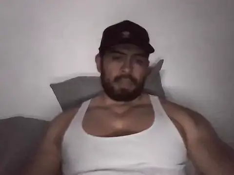 marcus002001 online show from May 3, 12:02 am