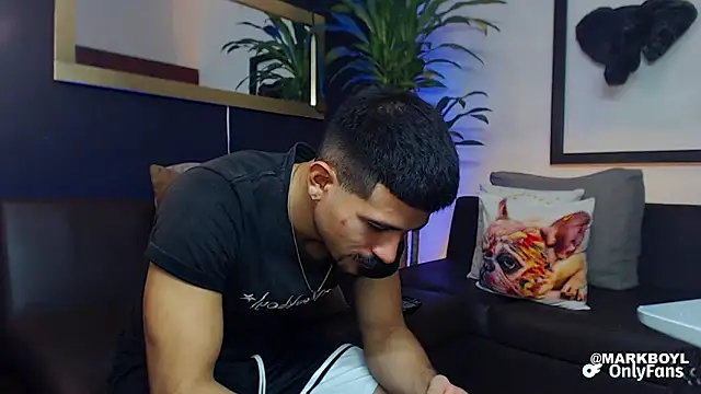 Markboyl online show from December 21, 2:47 pm