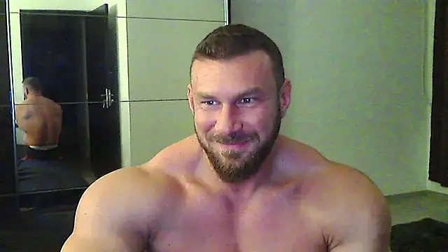 muscularkevin online show from January 11, 5:11 am