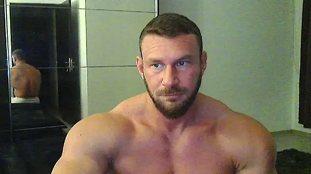 muscularkevin online show from October 21, 3:53 am