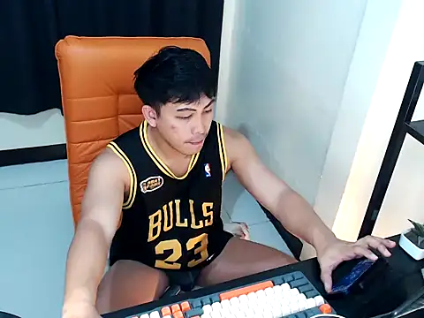 princeJayX online show from November 10, 5:01 am