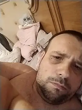 manubm03 online show from February 13, 7:36 am