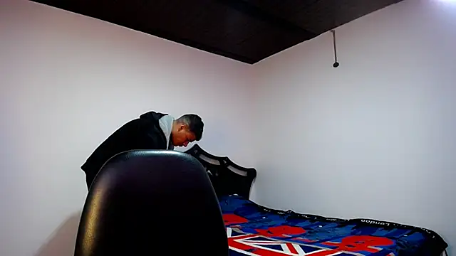 Deiby casas online show from December 30, 6:20 am