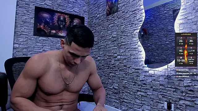 ChoreyTaiylor online show from March 18, 6:00 pm