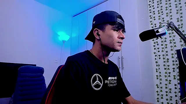 Eiden allenx online show from February 8, 4:14 am