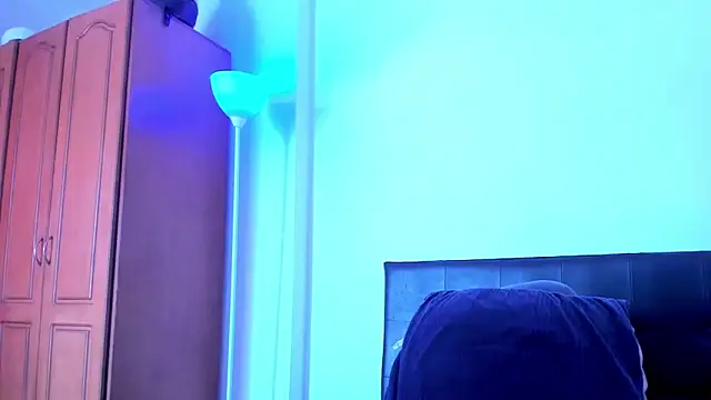 Eiden allenx online show from February 17, 2:49 pm