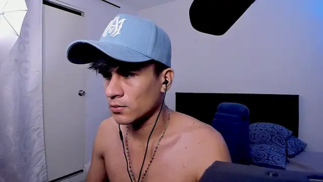 Eiden allenx online show from February 7, 1:04 am