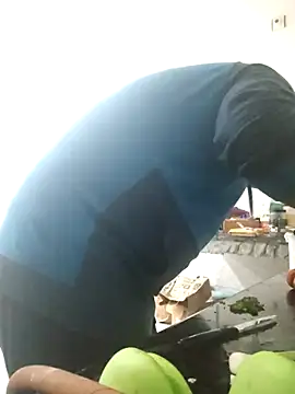 thebrownboi01 online show from February 12, 1:00 am