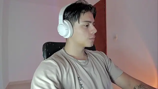 Giordano Russo online show from January 17, 3:04 pm