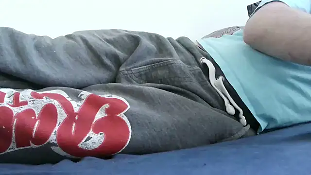 ScalicHat69 online show from April 2, 1:41 pm