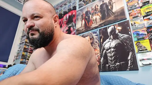 Muscle Bear online show from April 9, 5:49 am