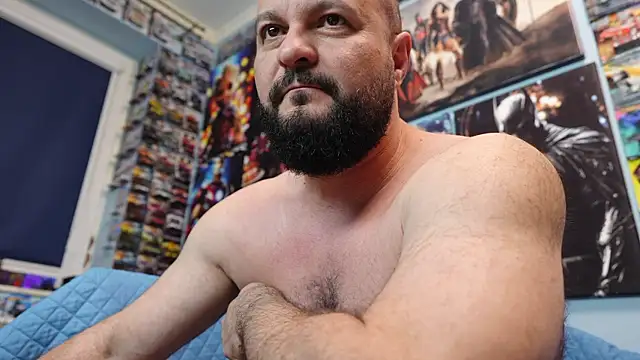 Muscle Bear online show from April 1, 2:58 pm