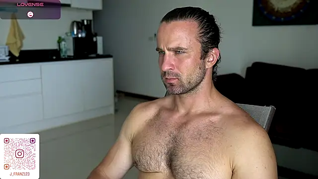 Jonathan   123 online show from November 15, 3:19 am