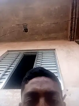 Junior013R online show from January 15, 1:36 pm