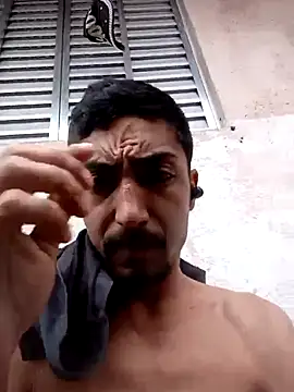 Junior013R online show from September 14, 4:09 pm