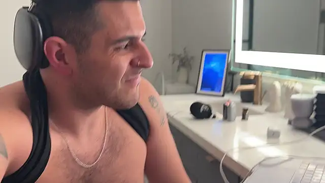 The SockJock online show from March 3, 10:23 am