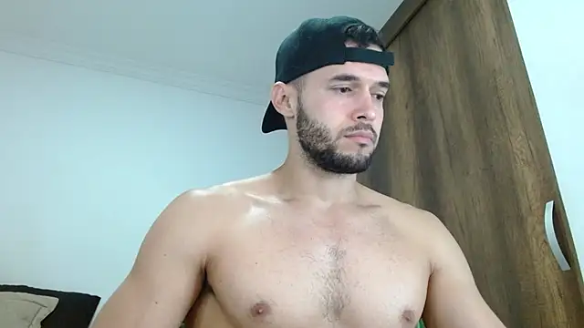 Noah jhonsonn online show from December 17, 11:39 am