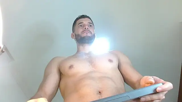 Noah jhonsonn online show from March 22, 11:37 am