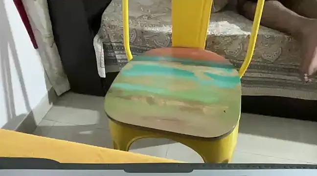 Snapshot of Greekartsguru chatting on February 6, 7:07 pm Greekartsguru online show from February 6, 7:07 pm