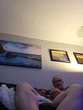gdawg78 online show from May 13, 2:52 am