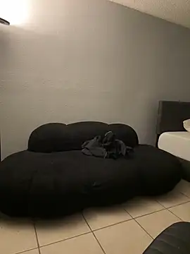 Moneyabbu online show from March 25, 2:15 am