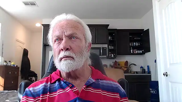 Snapshot of rockpoint69 chatting on December 14, 6:20 pm rockpoint69 online show from December 14, 6:20 pm