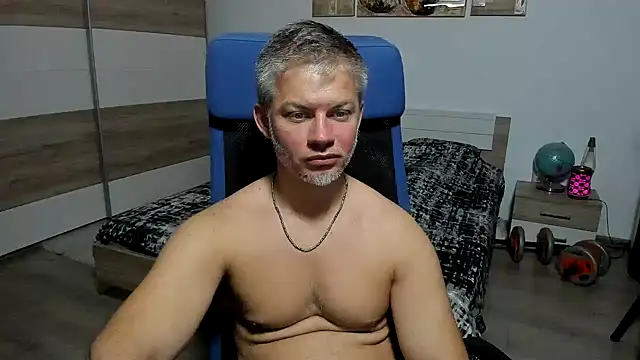 RobbyShawz online show from July 8, 7:34 am