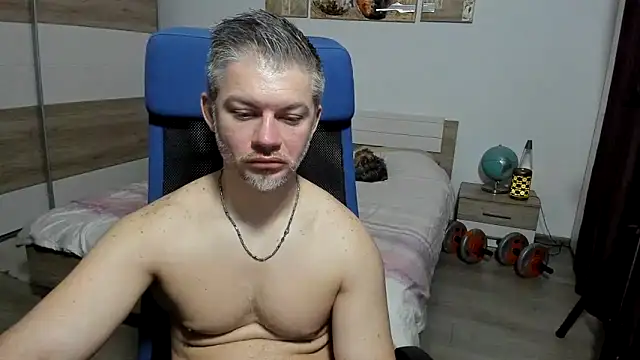 RobbyShawz online show from February 13, 8:31 am