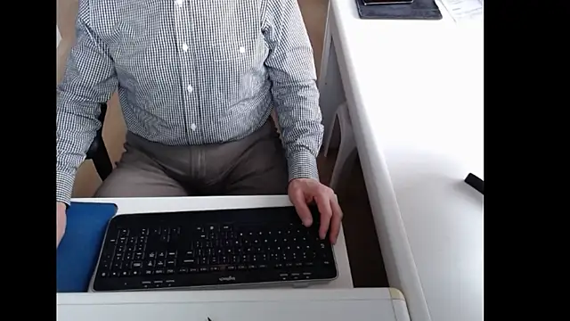 dutchpornking online show from April 10, 6:31 am