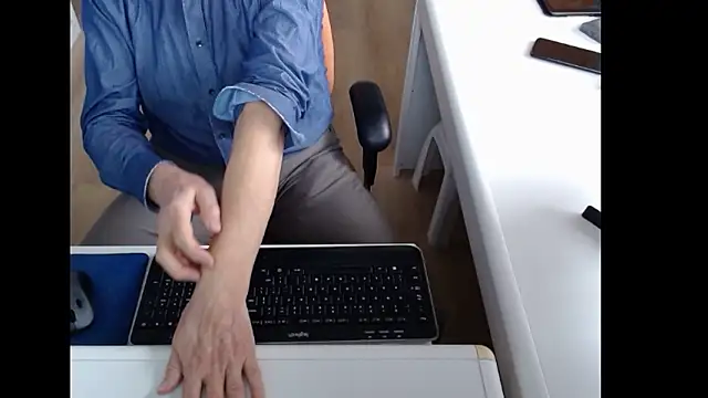 dutchpornking online show from February 28, 1:21 pm