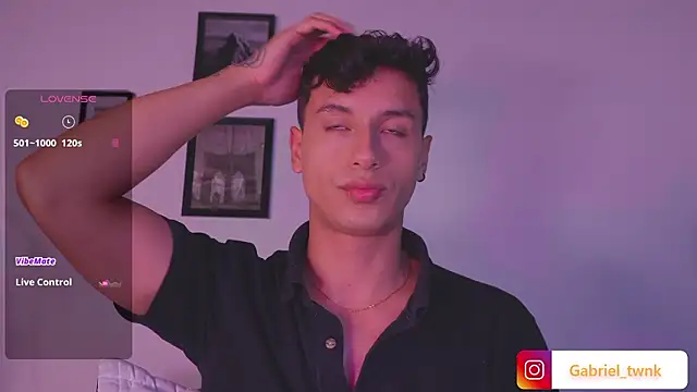 I Gabriel online show from February 15, 5:46 am