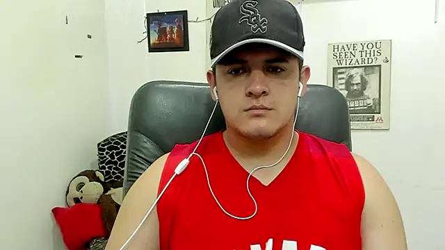 Snapshot of ney_22 chatting on January 27, 10:27 pm ney 22 online show from January 27, 10:27 pm