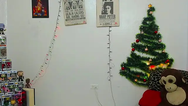 Snapshot of ney_22 chatting on December 16, 8:05 pm ney 22 online show from December 16, 8:05 pm