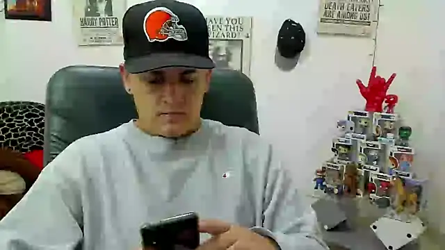 Snapshot of ney_22 chatting on February 27, 1:02 am ney 22 online show from February 27, 1:02 am