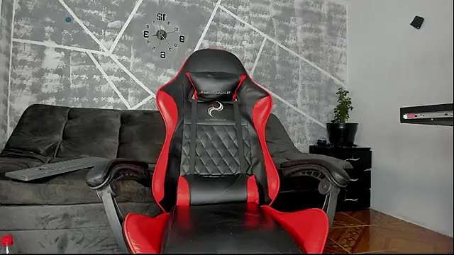 leonidas 18k online show from February 12, 2:28 am