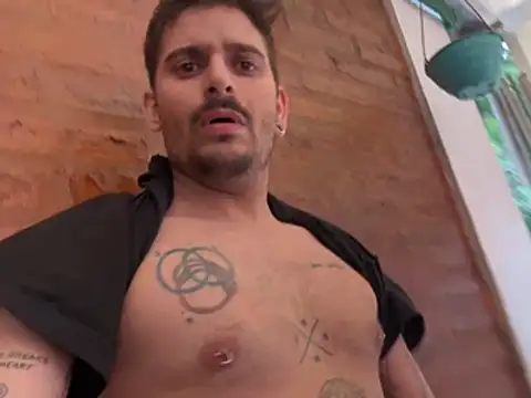 mrtnivnn online show from January 10, 7:28 pm