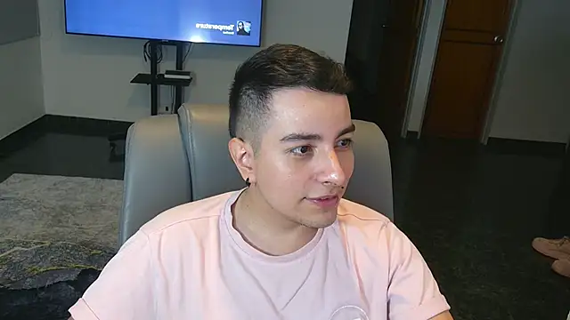 Jhoan saenz online show from November 6, 2:47 am