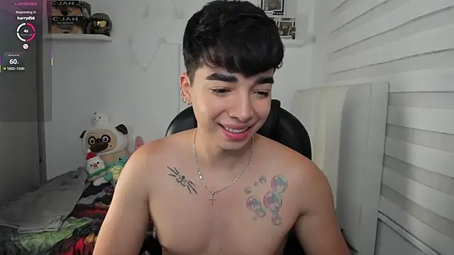 santy7v7 online show from April 2, 1:41 pm