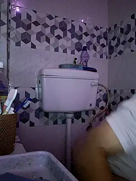 Snapshot of Adityagj123 chatting on October 9, 1:16 pm Adityagj123 online show from October 9, 1:16 pm