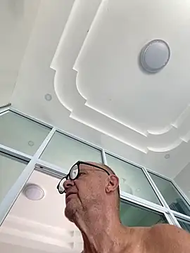 58klaus online show from March 30, 5:19 am