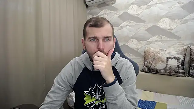 Snapshot of SerzhKorol1 chatting on September 29, 8:02 am SerzhKorol1 online show from September 29, 8:02 am
