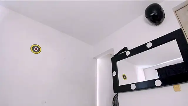 Samuel Suarez online show from April 4, 8:50 pm