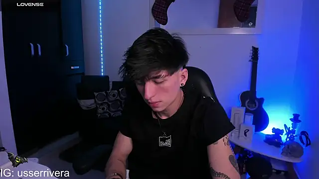 Thomass clark online show from January 10, 2:14 am