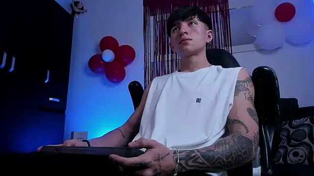 Thomass clark online show from February 13, 12:13 am